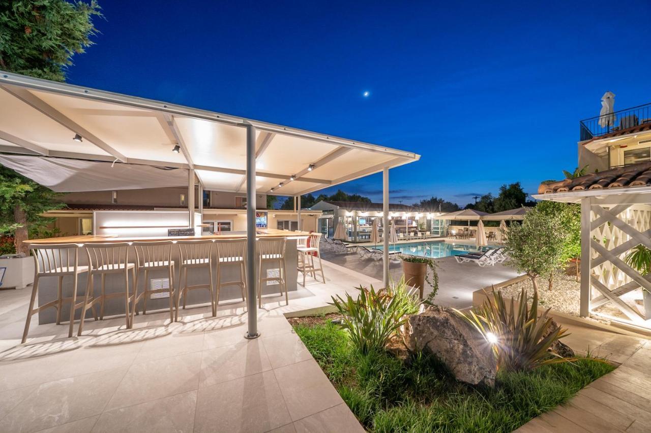 Makris Yialos Apartments ลาสซี ภายนอก รูปภาพ