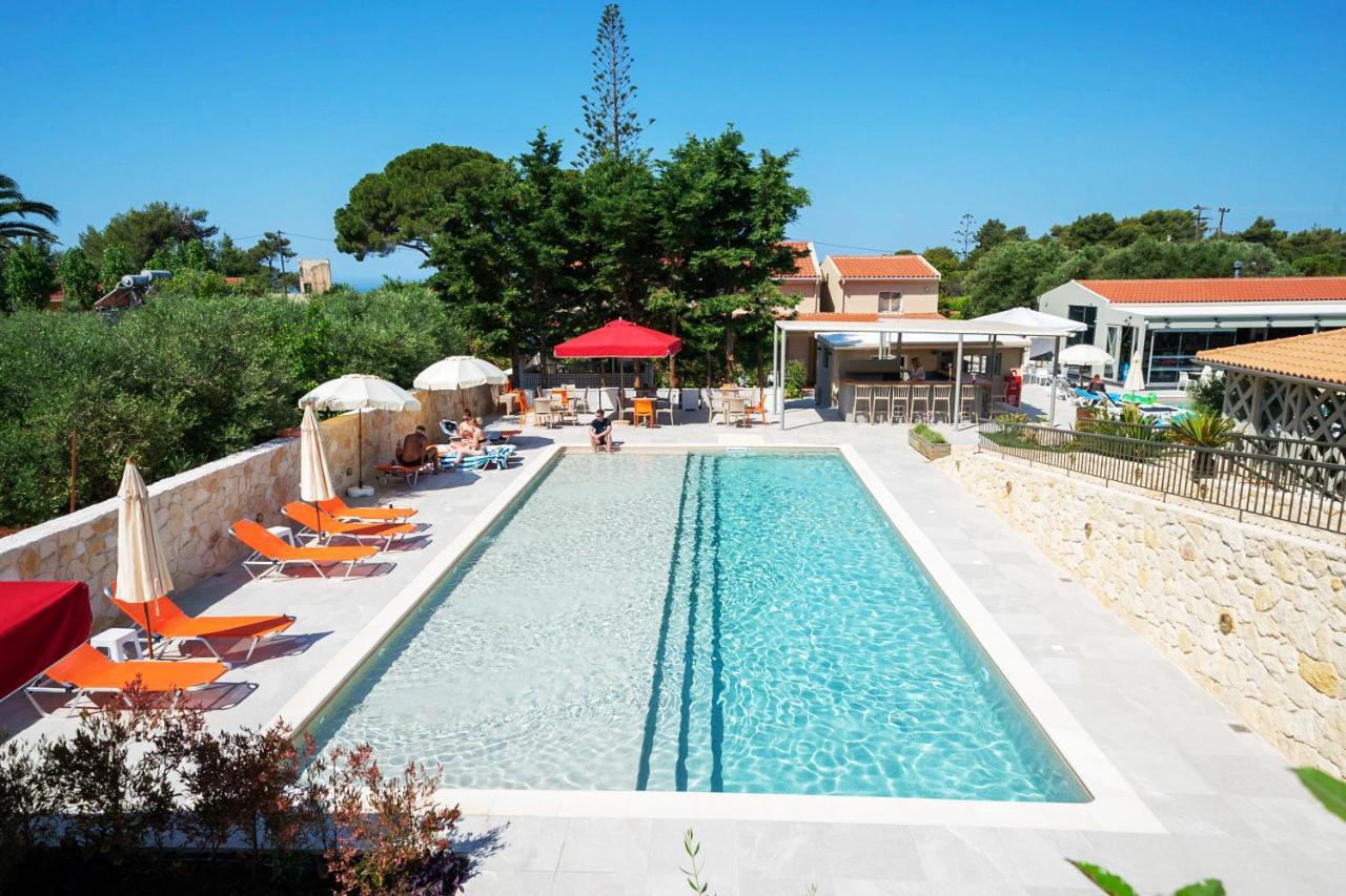 Makris Yialos Apartments ลาสซี ภายนอก รูปภาพ