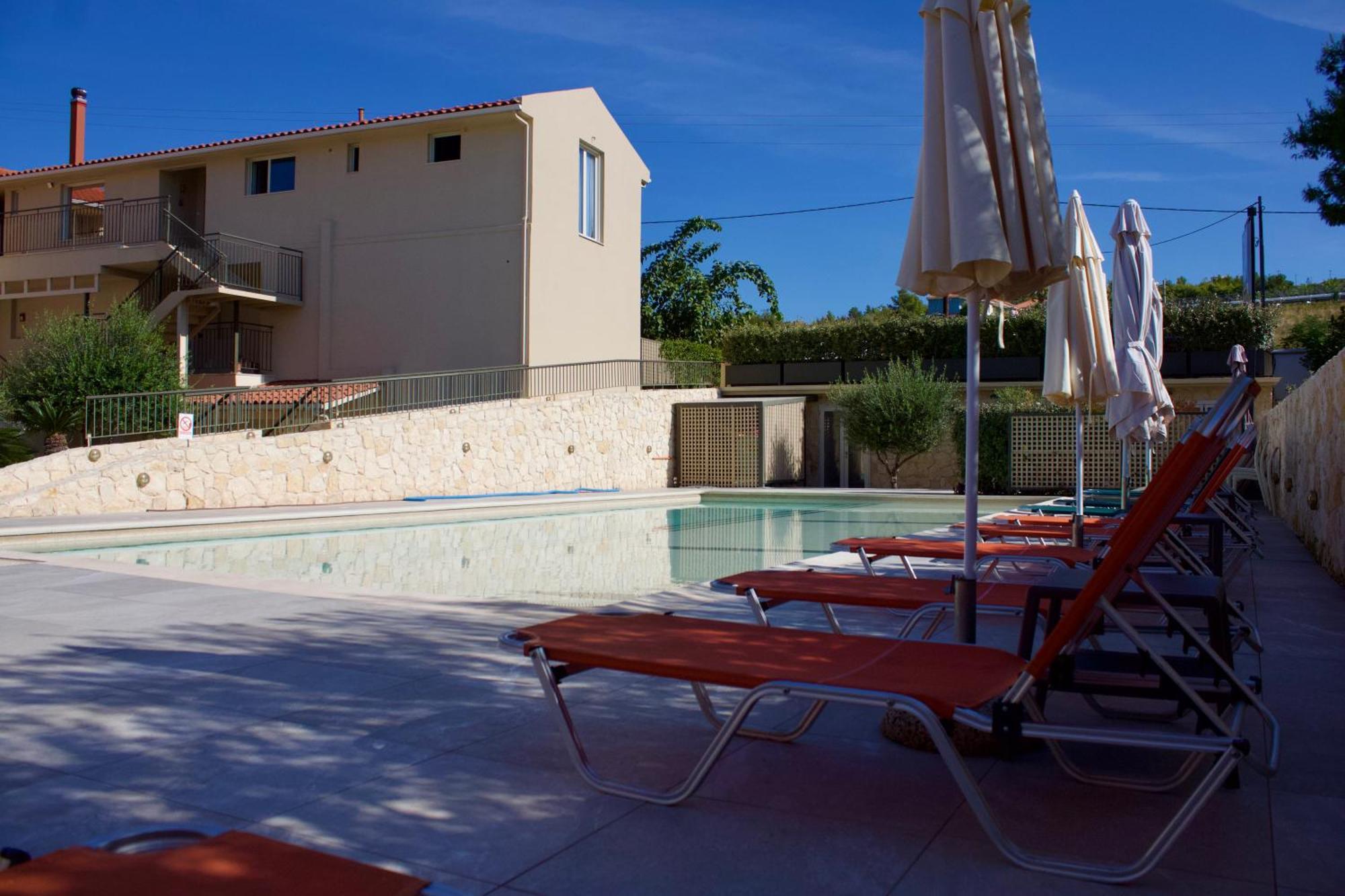 Makris Yialos Apartments ลาสซี ภายนอก รูปภาพ